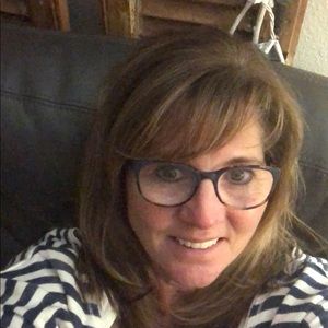 Meet your Posher, Denise